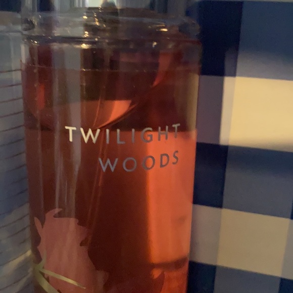 New Bath and Bodyworks body spray - Picture 12 of 16